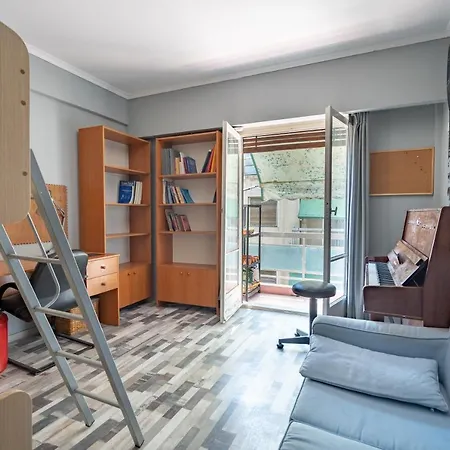 Attica Train Station 2 Bedrooms 4 Pers.