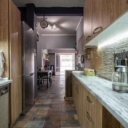 Attica Train Station 2 Bedrooms 4 Pers. Apartment Athens